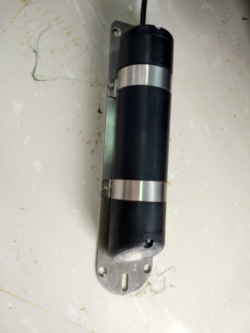 177614841589055.jpg 安徽省水利科学院在九里沟测流站测量ADCP20170830 (49)_副本.jpg